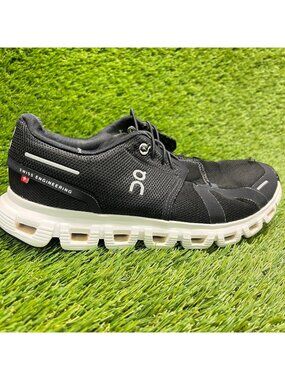 On Cloud 6 Womens Size 6 Black White Athletic Running Walking Shoes Sneakers